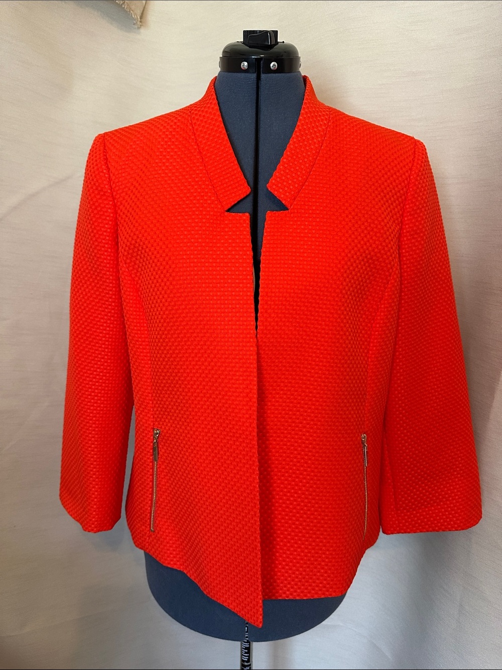 Women’s Textured Open-Front Jacket in Orange